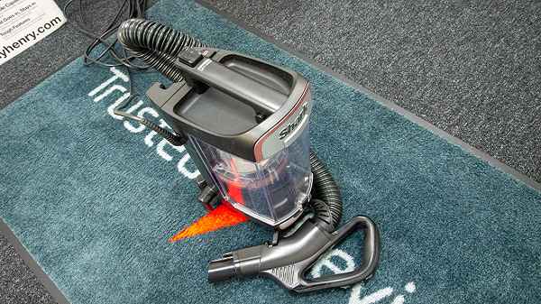 Shark Stratos Upright Vacuum Review